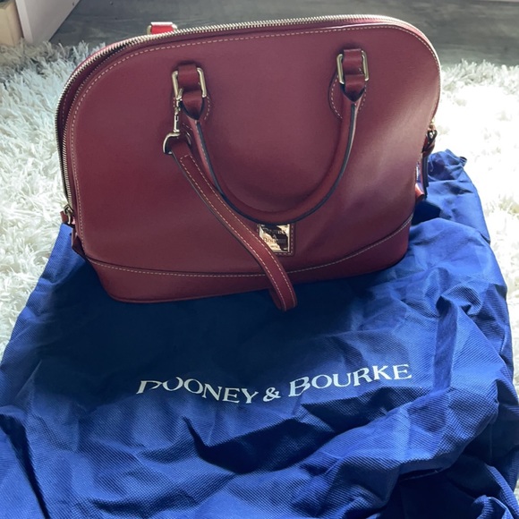 DOONEY & BOURKE!!! DOMED SATCHEL - Picture 8 of 10